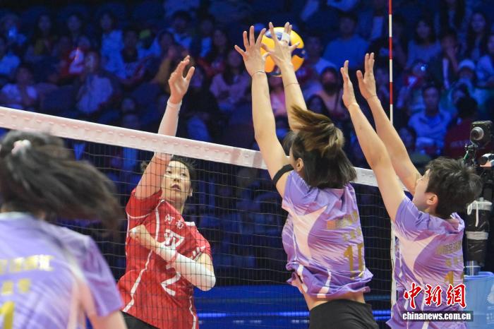 （粤港澳全运会）女排成年组澳门开赛 朱婷率领河南队战胜卫冕冠军天津队（粤港澳全运会）女排成年组澳门开赛 朱婷率领河南队战胜卫冕冠军天津队